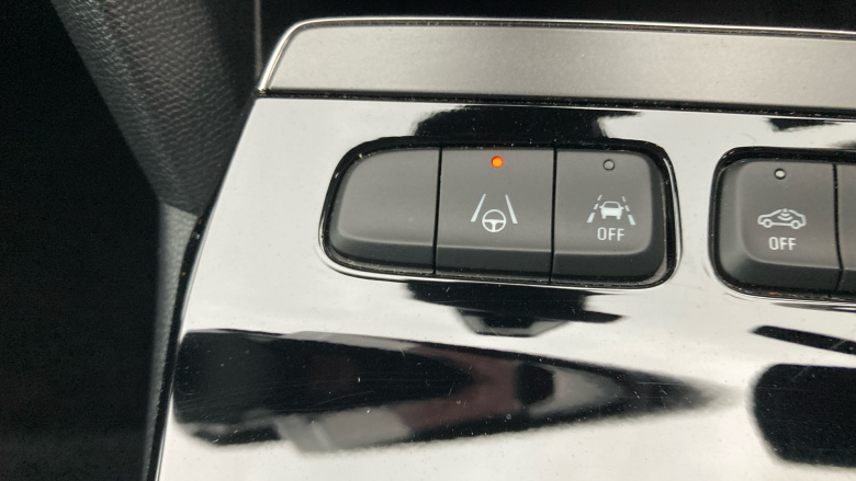 Vauxhall Mokka 100kW Ultimate 50kWh 5dr Auto Electric Hatchback